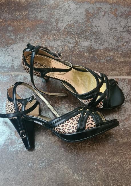 Spoločenská obuv, 36