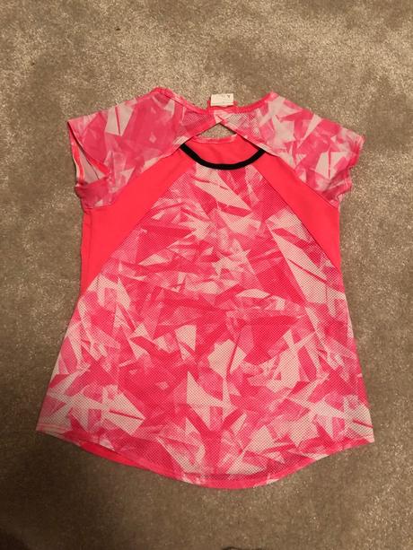 Tričko pre športovkyňu, decathlon,116