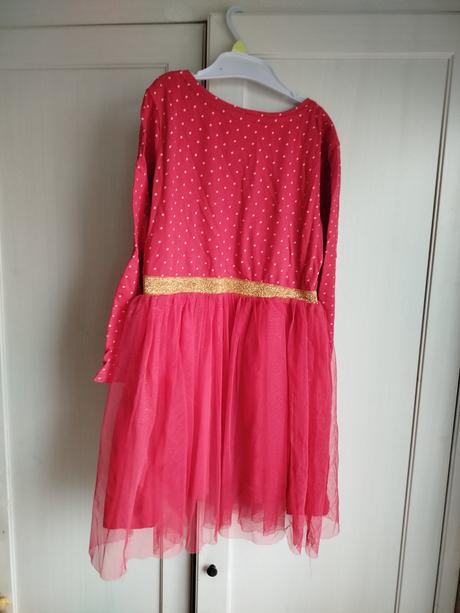 Vianočné šaty, 122