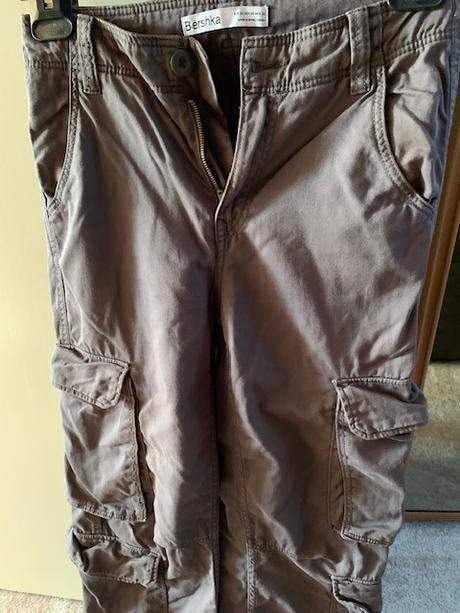 Kapsáče bershka, bershka,32