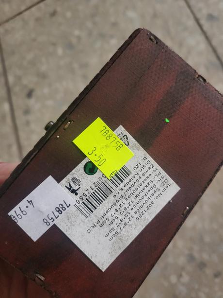 Šperkovnica leopardia nova, 