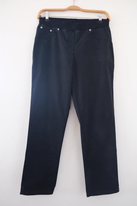 Twillové nohavice, 42