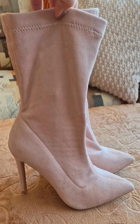 Ruzove kotnikove cizmy imoda, 39