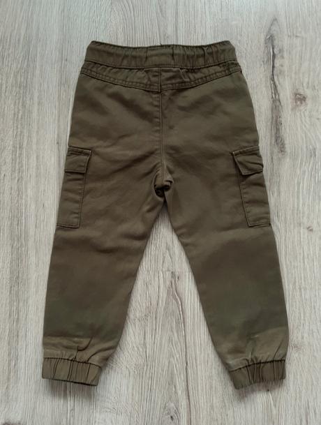 Chlapčenské cargo nohavice, sinsay,104