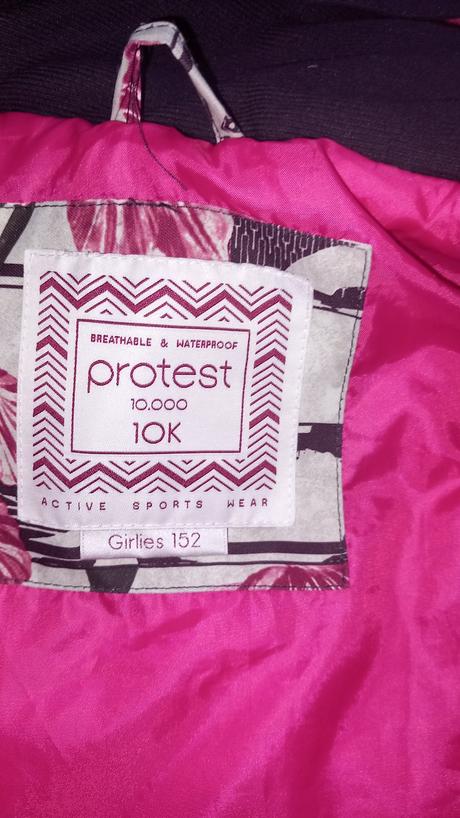 Zimna bunda zn.protest, 152