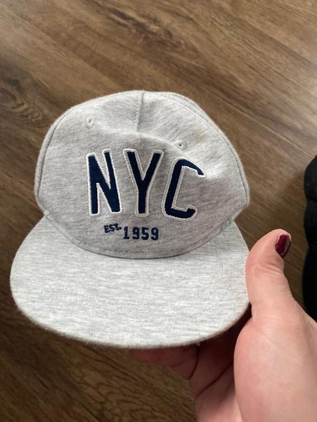 Šiltovka nyc, h&m,74