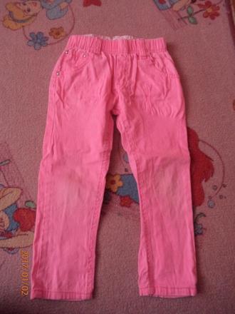 Neonove nohavice, 98