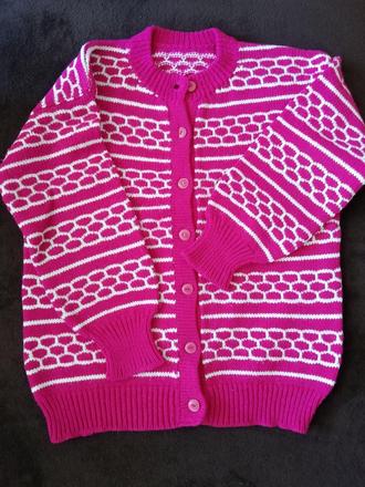 Dievčenský sveter, 134