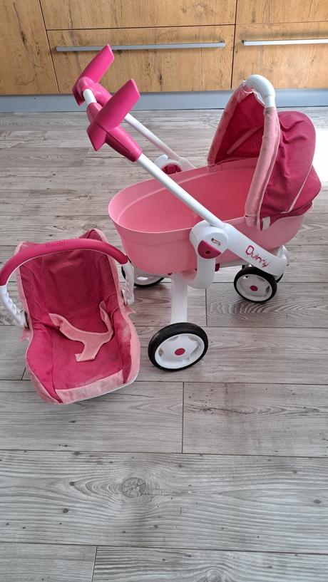 Kočík pre bábiky, 