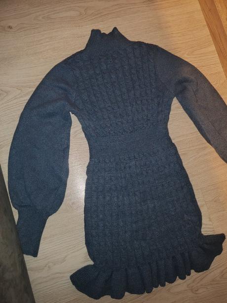 Dámske pletené šaty xl, xl