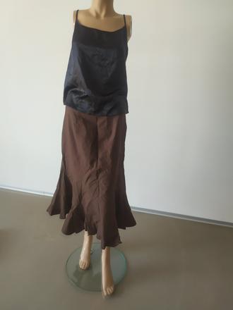 C 31 sukna hneda raz oblecena, yessica,m