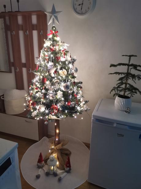 Stromček na kmienku, 