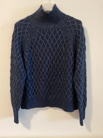 ˇmassimo dutti luxusny kvalitny sveter vel.m/l, m