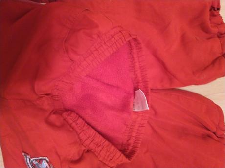 Teplucke nohavice, 92