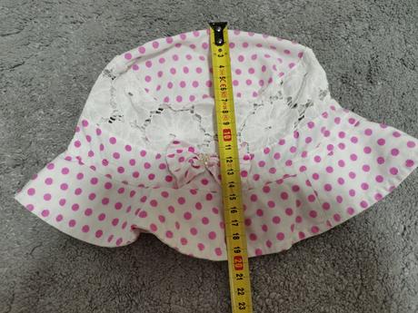 Klobúčik na leto, 56