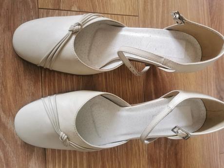 Slávnostné /svadobné šaty + topánky, 38