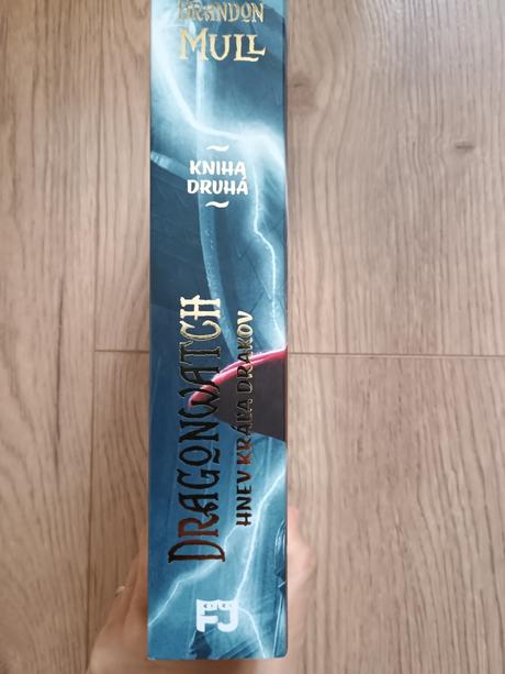 Knihy dragonwatch,