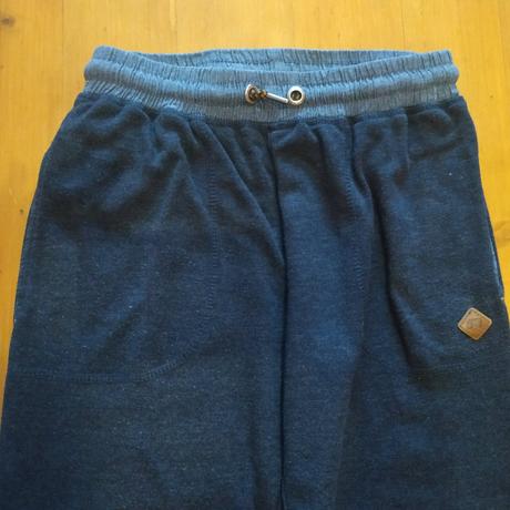 Tepláky č. 140/146, authority,140