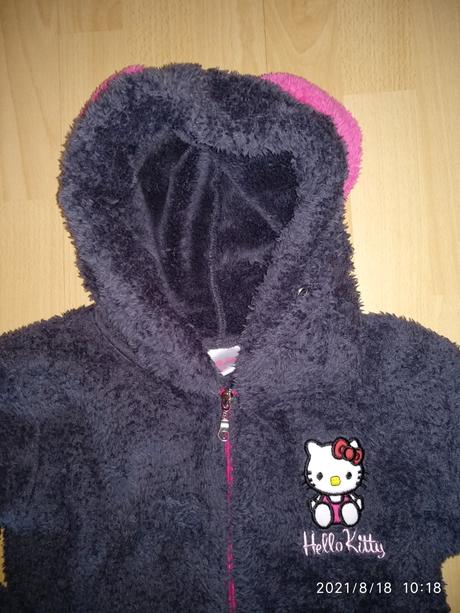 Chlpatá bundička, sanrio,128