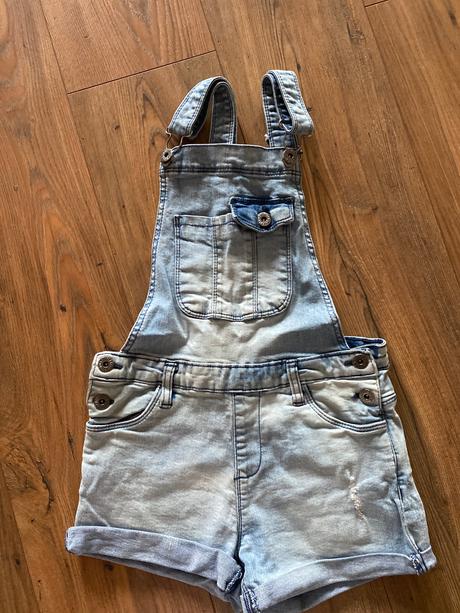 Dievčenské rifľové kraťasy na traky, 140