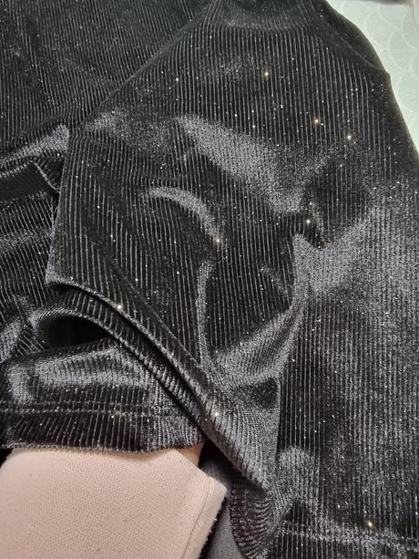 Tricko zlatym trblietenim, f&f,46