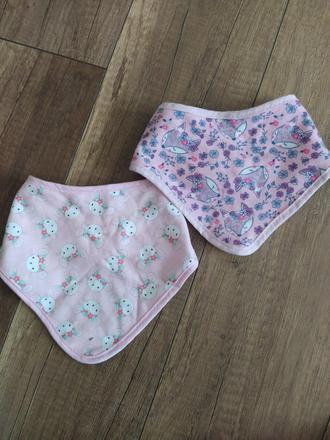 Podbradníky ,slintaciky ...,