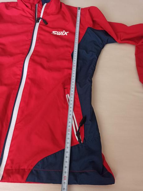 Vetrovka swix, s