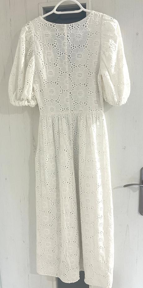 Zara madeirove nádherne šaty, zara,s