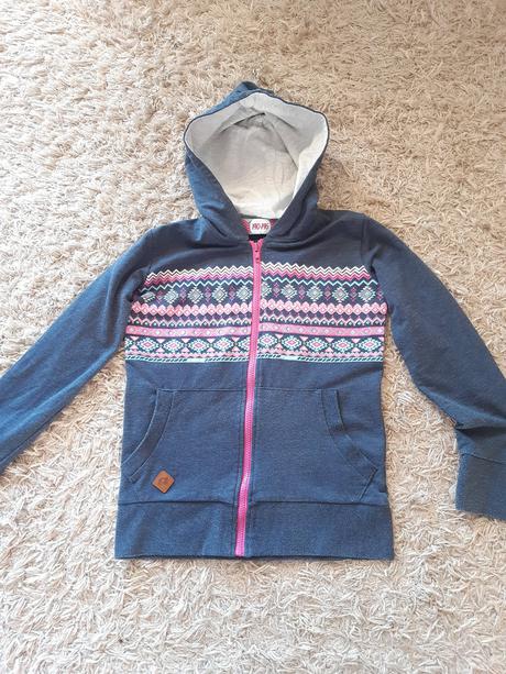 Mikina, authority,140