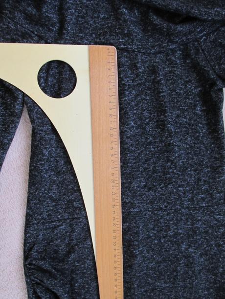 Asymetrické čiernosivé šaty, s / xs