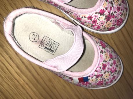 Cvičky / papučky, 20