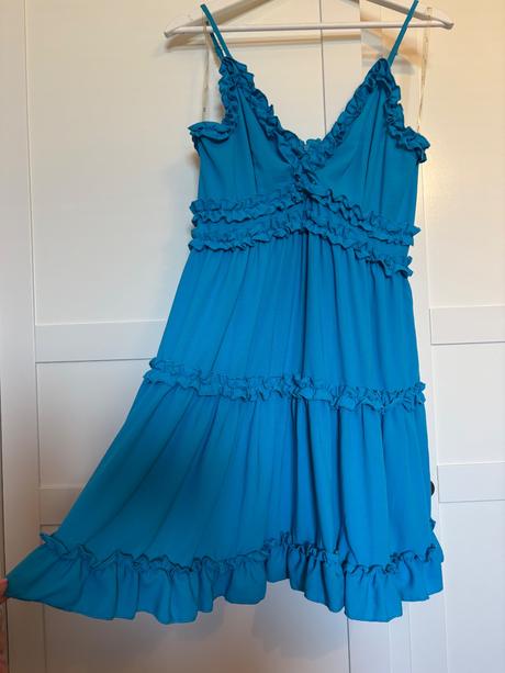 Krásne letné šaty, s