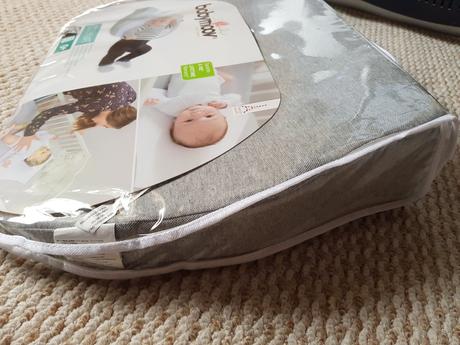 Klín do postieľky,