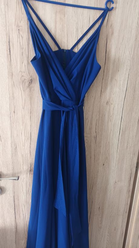 Spoločenské saty, m