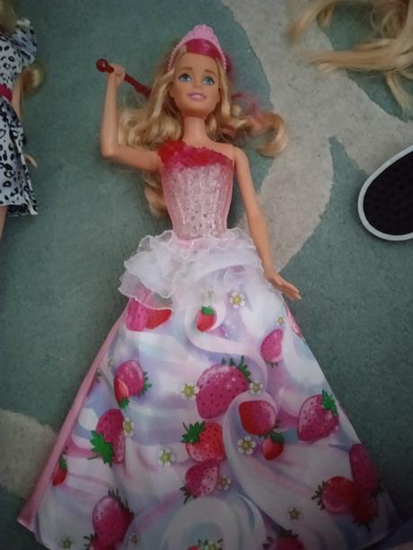 Barbie bábika si zvukom,