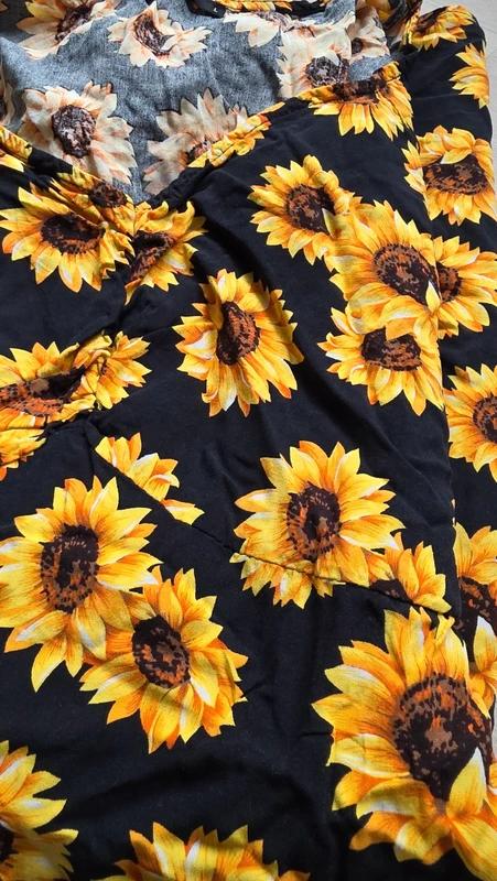 Slnečnicové šaty, l