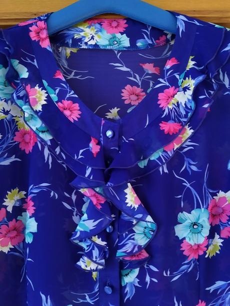 Blúzka kvetovaná, l