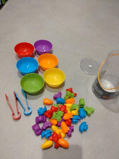 Hra na cvičenie farieb a motoriky, 