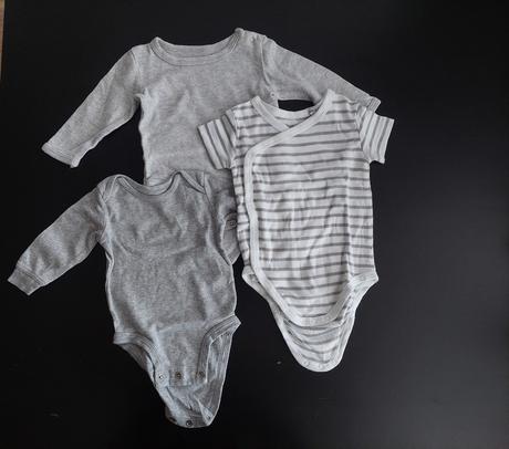 Súprava košielok 4ks, body 3ks , čipiek 2ks, pulov, carter's,68