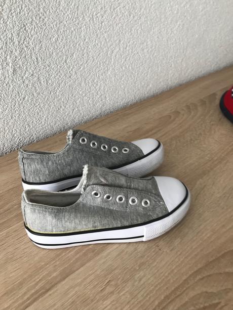 Tenisky nasuchovacky, 28