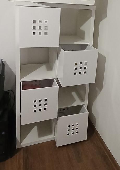 Praktická policová zostava, 