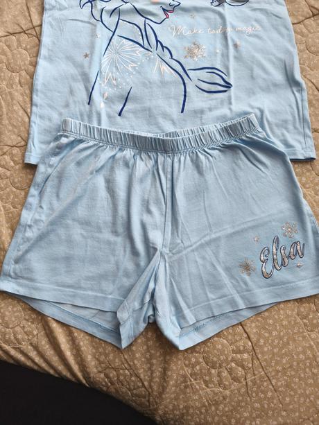 Dievčenské pyžamo, 134