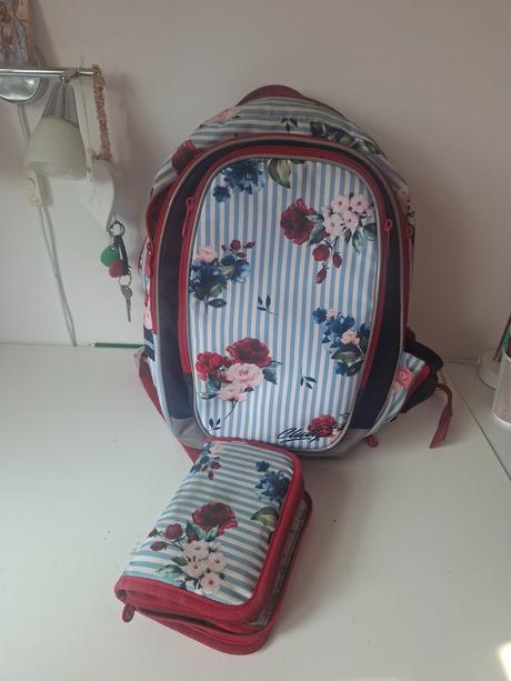 Skolsky batoh s peracnikom, 