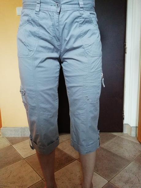 Dámske 3/4 nohavice., 40