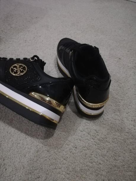 Trblietavé tenisky guess, guess,39