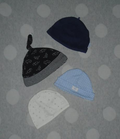 4 x čiapka na 0 až 3 mesiace, 62
