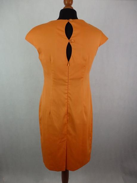 Kvalitné elegantné šaty, 40