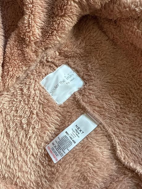 Overal na spanie s kapucňou, next,140