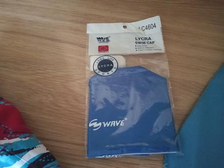 Nenosené plavky freecun a speedo + darcek, 170