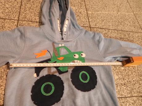 Mikina s monster truckom, next,92